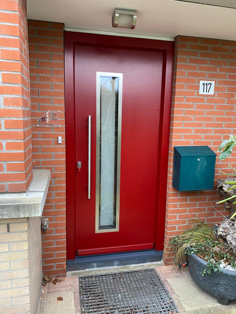 Kunststof voordeur rood
